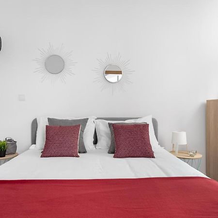 Altido Stylish Arroios Apartments, 20 Min To Centre Lisbon Luaran gambar