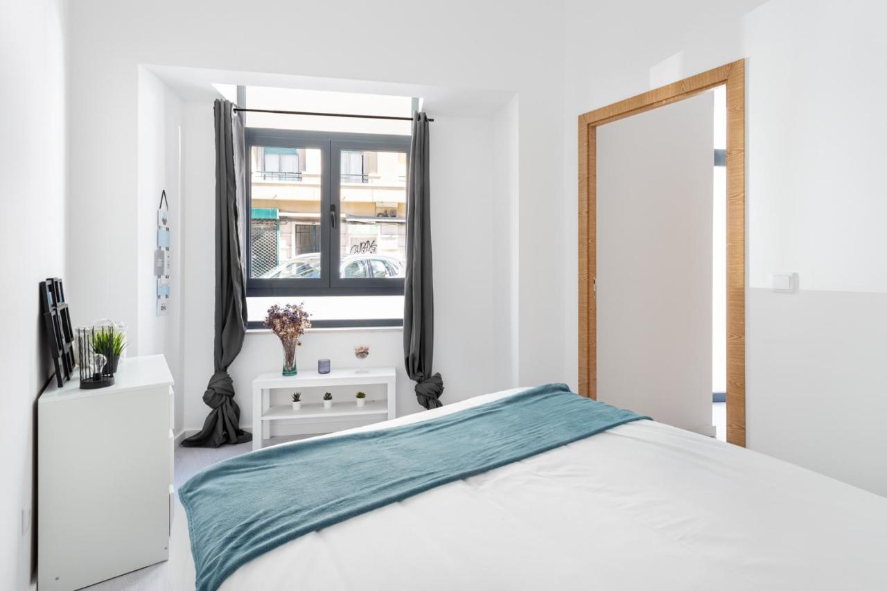 Altido Stylish Arroios Apartments, 20 Min To Centre Lisbon Luaran gambar