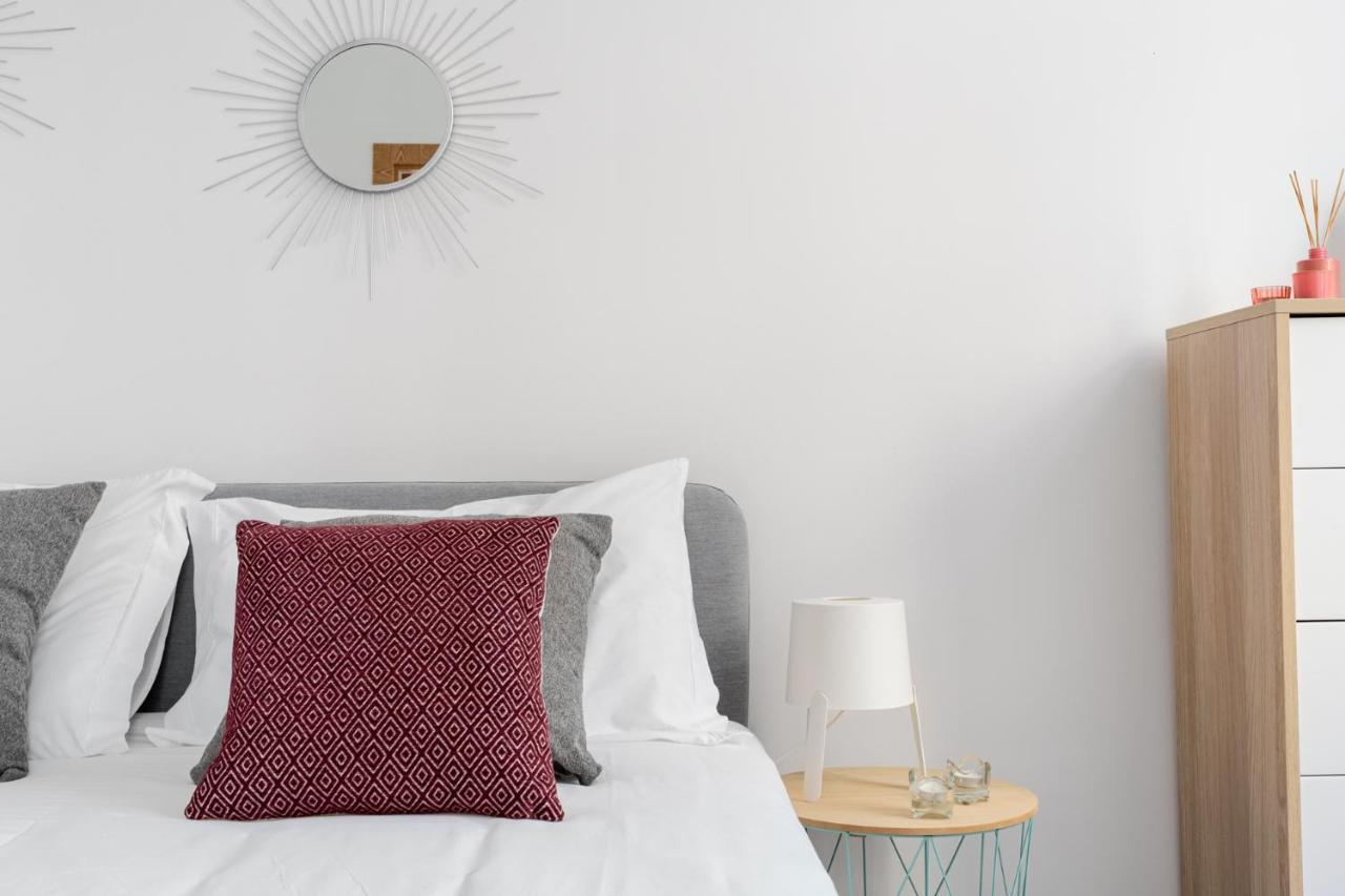 Altido Stylish Arroios Apartments, 20 Min To Centre Lisbon Luaran gambar